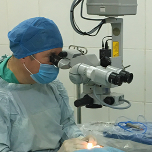 Peter Zloty performing surgery