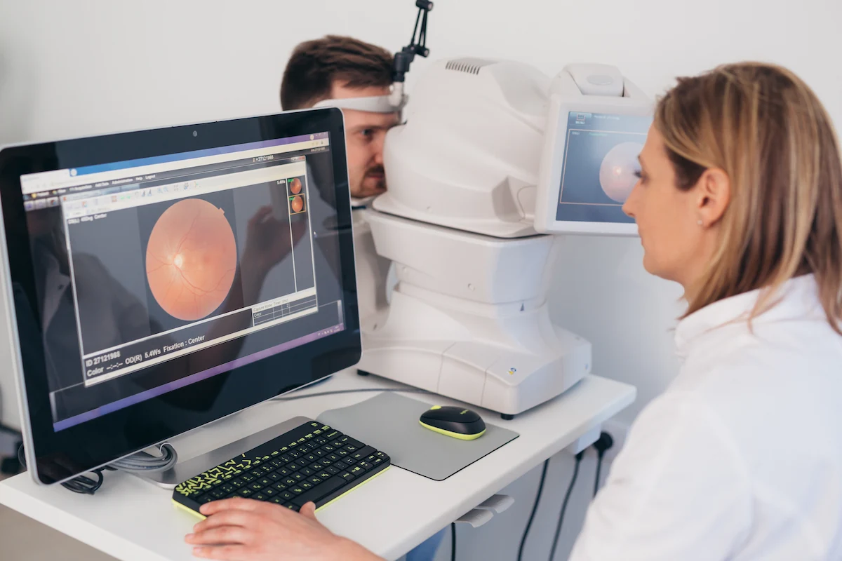 Retinal imaging